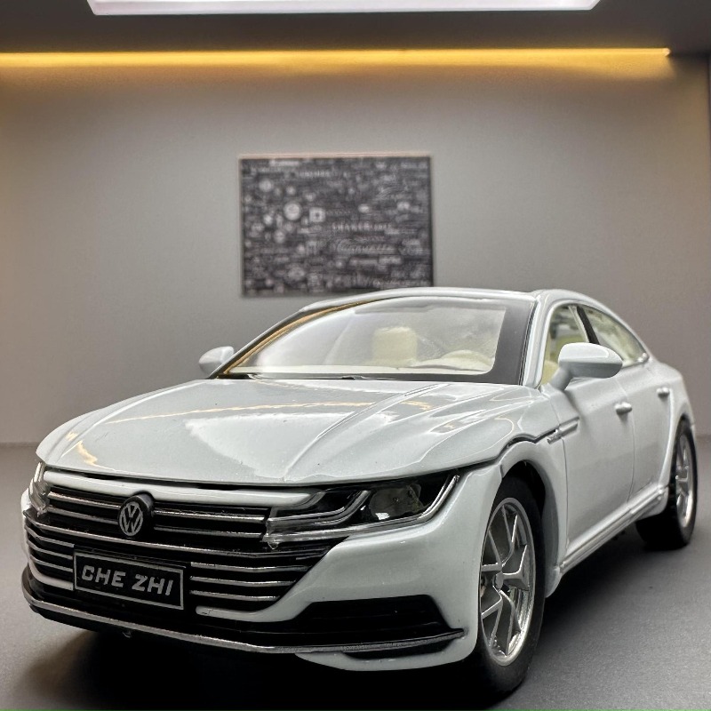Decor Lighting Returns - Модель автомобиля из сплава в масштабе